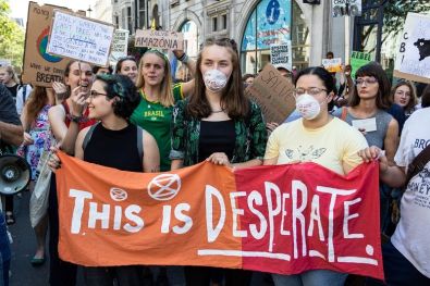 PEOPLE14_ProtestAmazonDestructionBritain