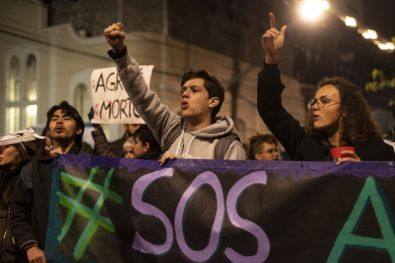 PEOPLE15_ProtestAmazonDestruction