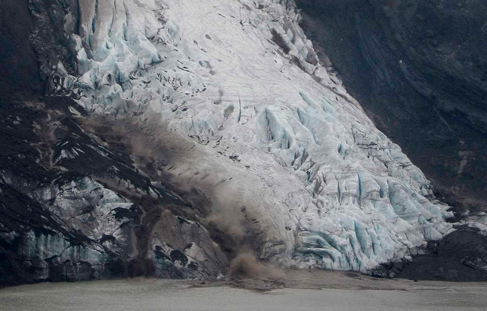 iceland volcano eyjafjallajokull eruption. In Iceland on April 14, 2010,